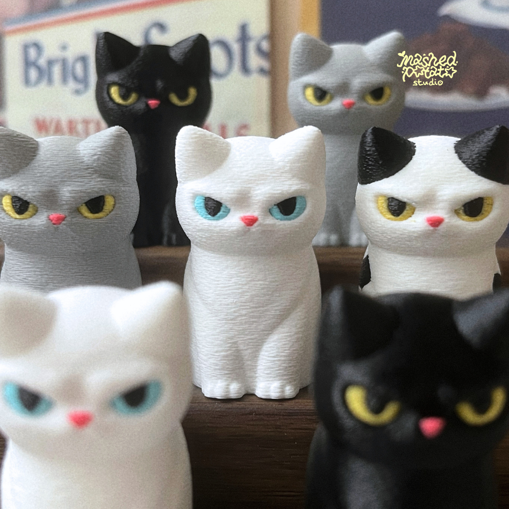 Angry Cat Figure/Keyring